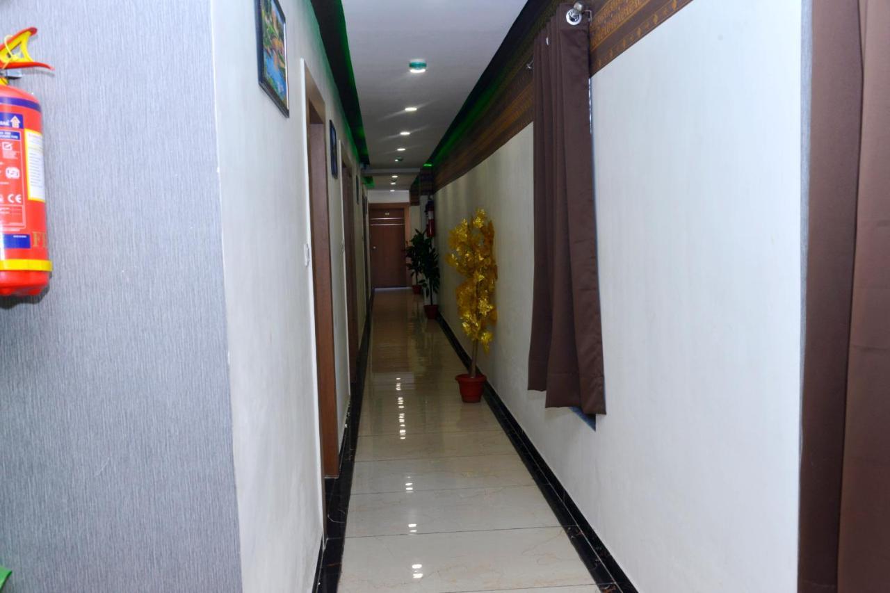 Hotel Asopalav Gandhinagar Dış mekan fotoğraf