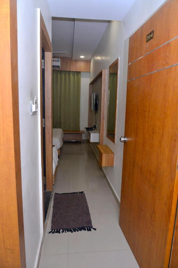Hotel Asopalav Gandhinagar Dış mekan fotoğraf