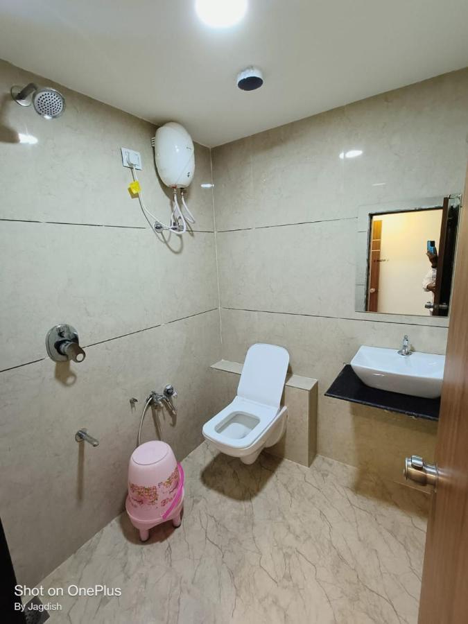 Hotel Asopalav Gandhinagar Dış mekan fotoğraf