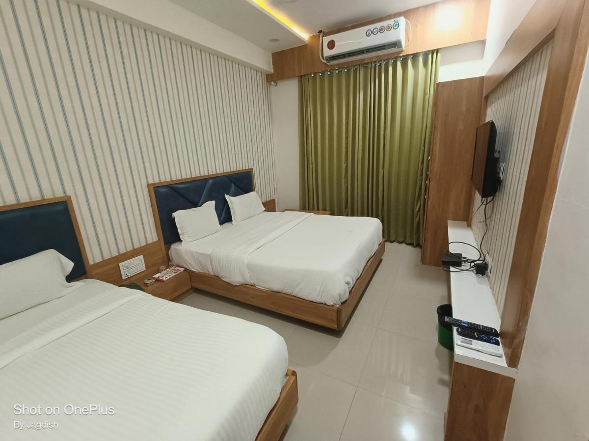 Hotel Asopalav Gandhinagar Dış mekan fotoğraf
